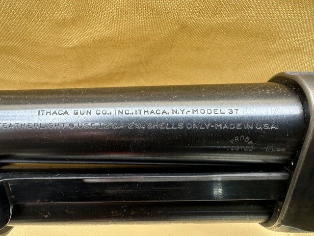 Ithaca Model 37 Featherlight – Classic American Pump Shotgun (12 Gauge, Engraved)